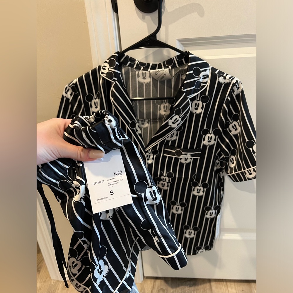 BRAND NEW F21 x Disney collab Mickey Mouse Striped silky PJ set